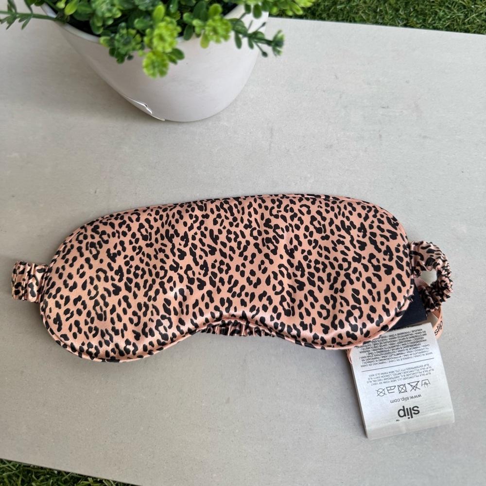 Slip Leopard Print Sleep Mask brand new in box made out of 100% Silk
